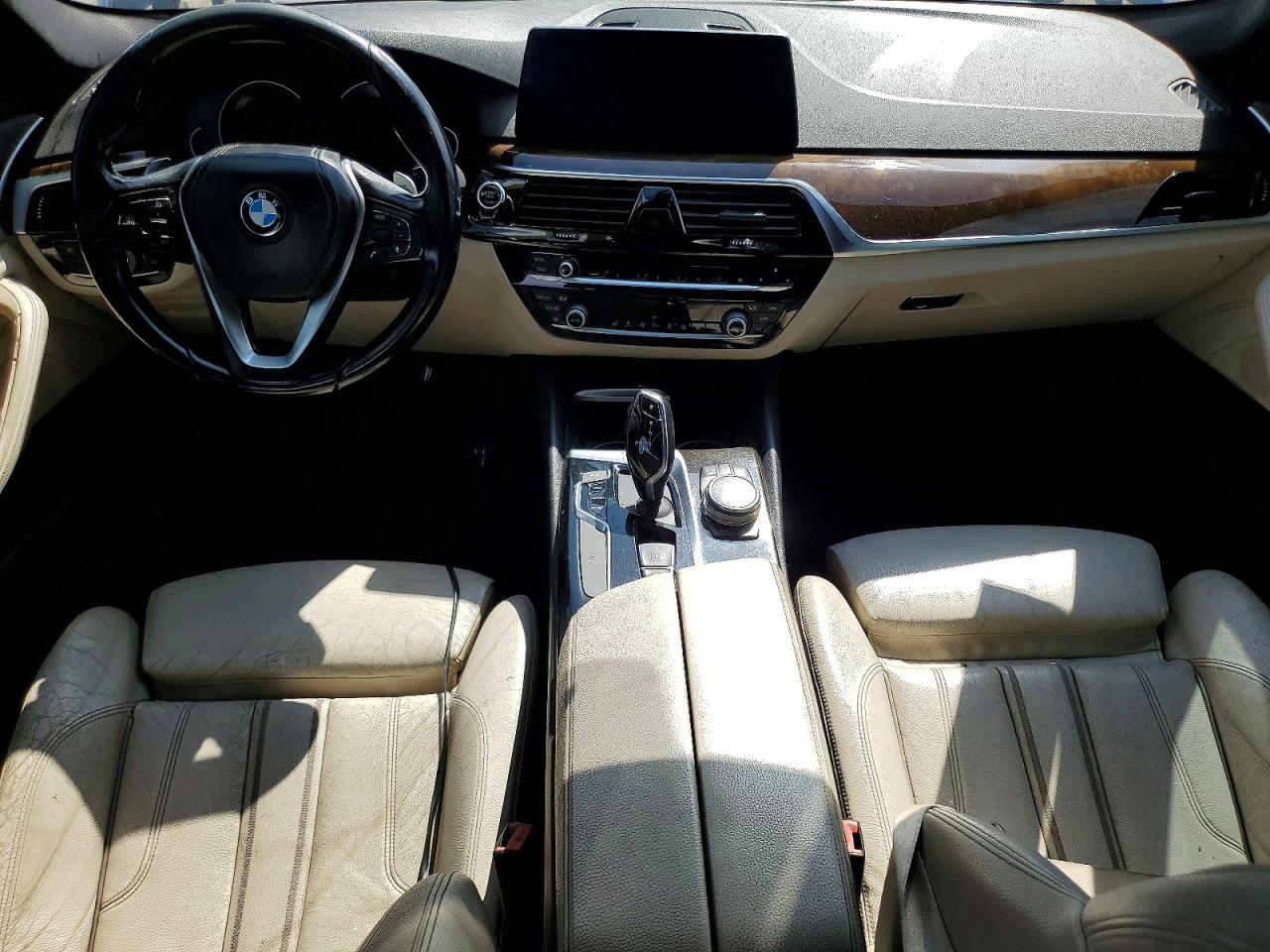 2017 BMW 540