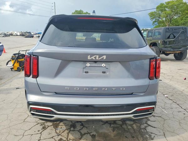 2022 KIA SORENTO S