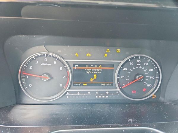 2022 KIA SORENTO S