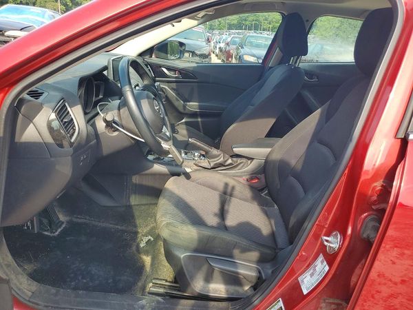 2015 MAZDA 3
