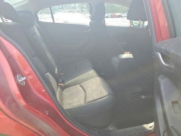 2015 MAZDA 3
