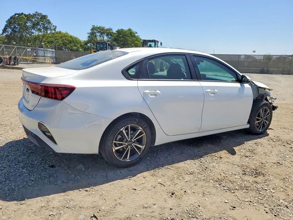 2022 KIA FORTE FE, LXS
