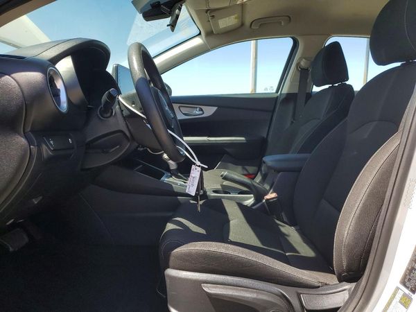 2022 KIA FORTE FE, LXS