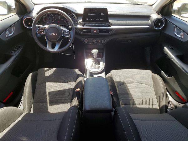 2022 KIA FORTE FE, LXS