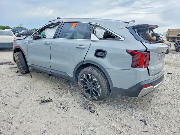 2025 KIA SORENTO EX; X-Line EX