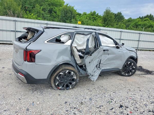 2025 KIA SORENTO EX; X-Line EX