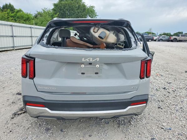 2025 KIA SORENTO EX; X-Line EX
