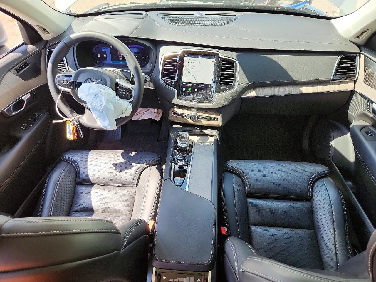 2024 VOLVO XC90 Ultimate Bright
