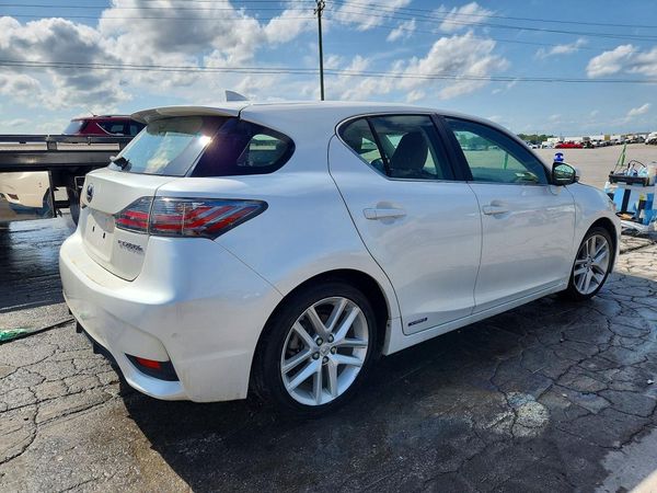 2015 LEXUS CT 200h