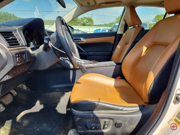 2015 LEXUS CT 200h