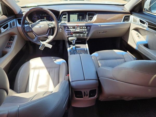 2018 GENESIS G80