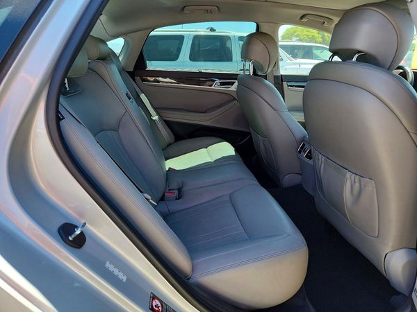2018 GENESIS G80