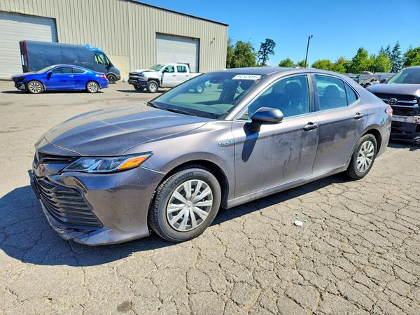 2020 TOYOTA CAMRY