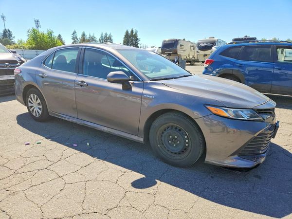 2020 TOYOTA CAMRY LE Hybrid