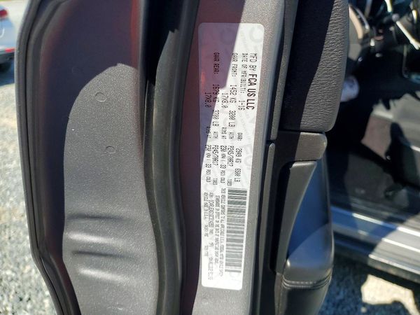 2016 JEEP GRAND CHEROKEE LAREDO 4X2