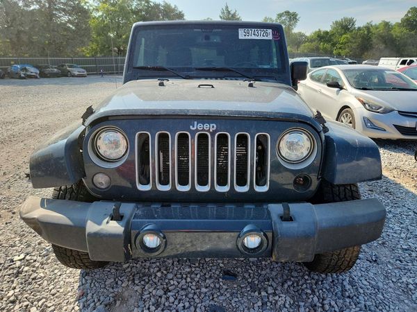 2017 JEEP WRANGLER UNLIMITED SAHARA 4X4