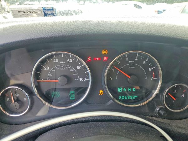 2017 JEEP WRANGLER UNLIMITED SAHARA 4X4