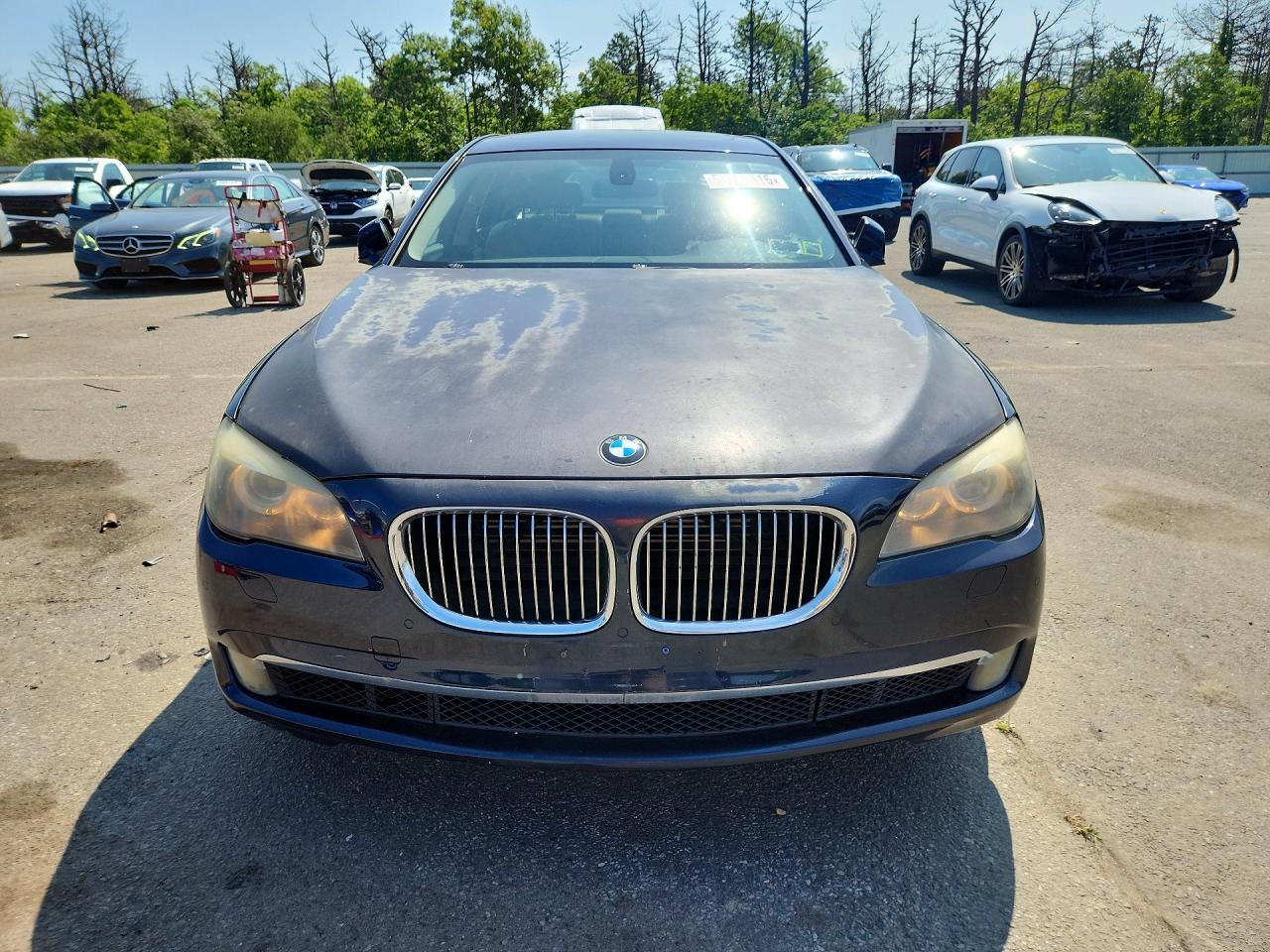 2012 BMW 750 750Lxi/Alpina B7 xDrive
