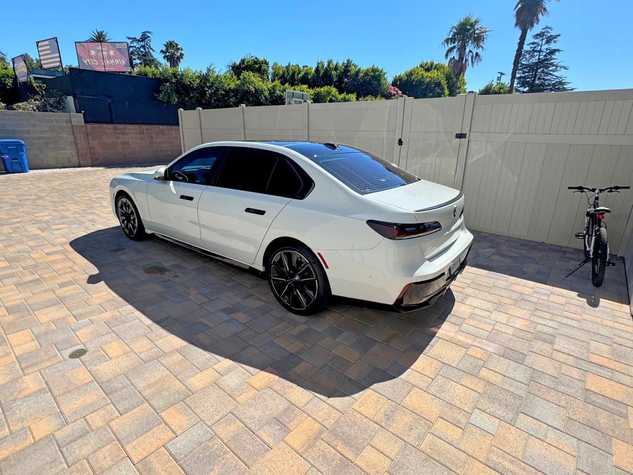 2024 BMW 740