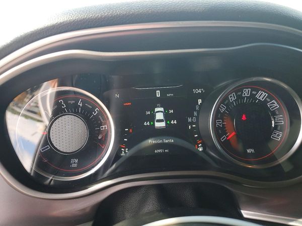 2019 DODGE CHALLENGER SXT