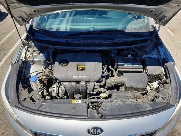 2018 KIA FORTE LX Base