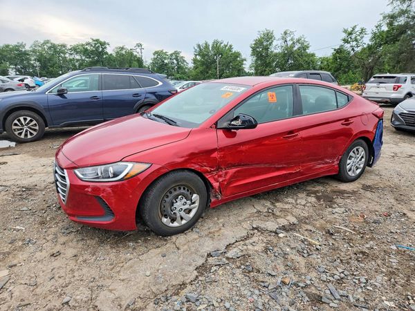 2017 HYUNDAI ELANTRA SE Base — Front 3/4