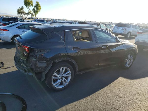 2019 INFINITI QX30