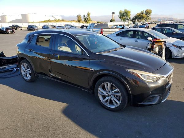 2019 INFINITI QX30