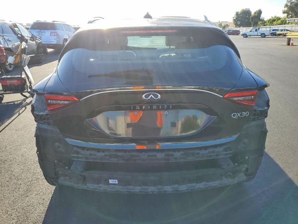 2019 INFINITI QX30