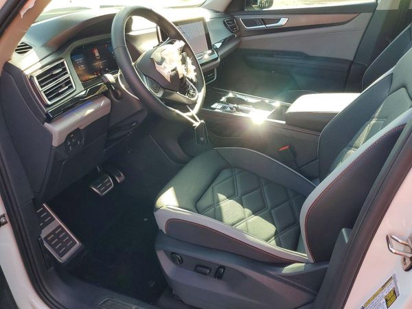 2025 VOLKSWAGEN ATLAS 4Motion Peak Edition SE