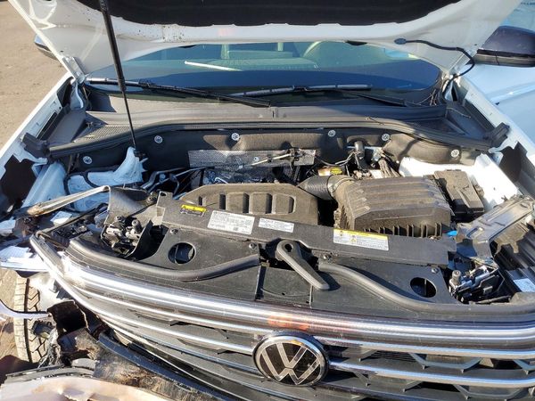 2025 VOLKSWAGEN ATLAS 4Motion Peak Edition SE