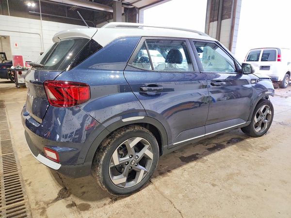 2023 HYUNDAI VENUE SEL, Limited