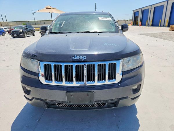 2013 JEEP CHEROKEE LAREDO 4X2