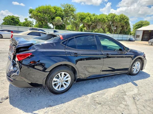 2025 TOYOTA CAMRY