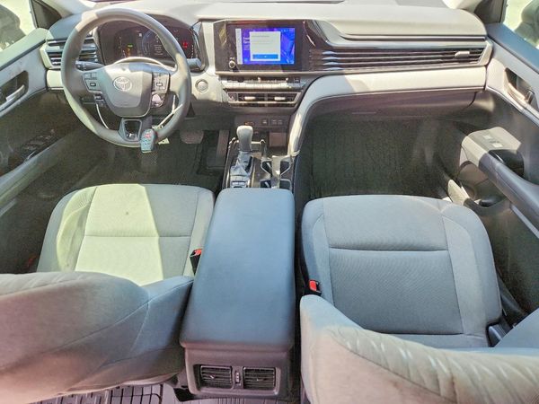 2025 TOYOTA CAMRY