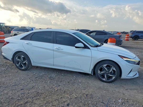 2023 HYUNDAI ELANTRA SEL w/Convenience Pkg