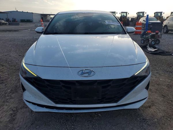 2023 HYUNDAI ELANTRA SEL w/Convenience Pkg