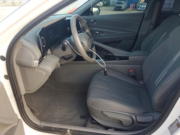 2023 HYUNDAI ELANTRA SEL w/Convenience Pkg