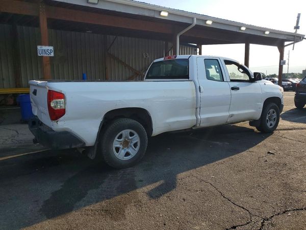 2015 TOYOTA TUNDRA SR5 Grade