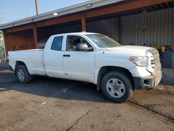 2015 TOYOTA TUNDRA SR5 Grade