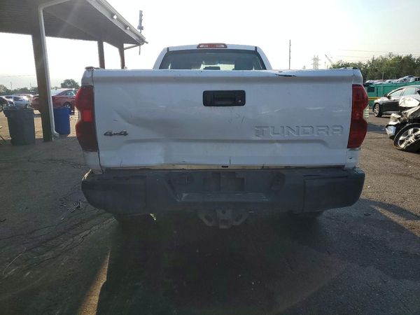2015 TOYOTA TUNDRA SR5 Grade