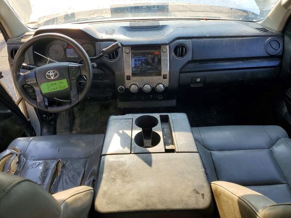 2015 TOYOTA TUNDRA SR5 Grade