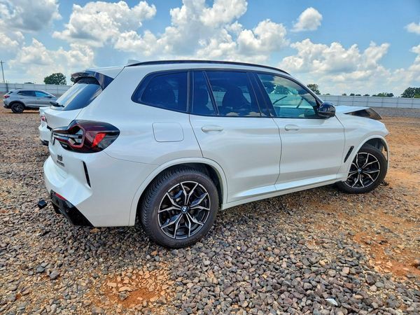 2023 BMW X3 M40i