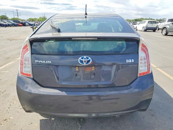 2014 TOYOTA PRIUS