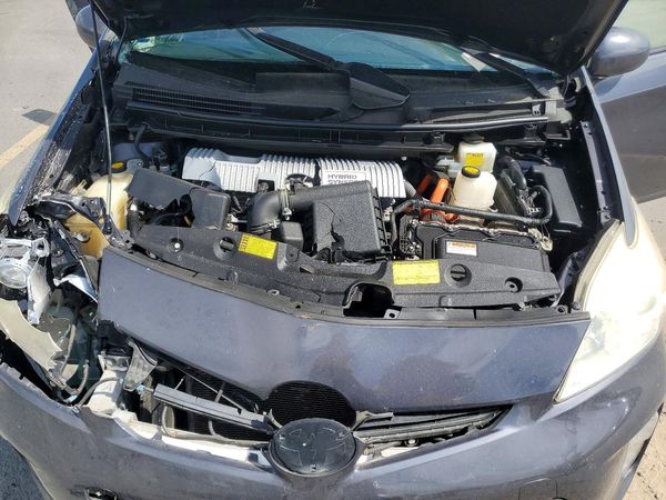 2014 TOYOTA PRIUS