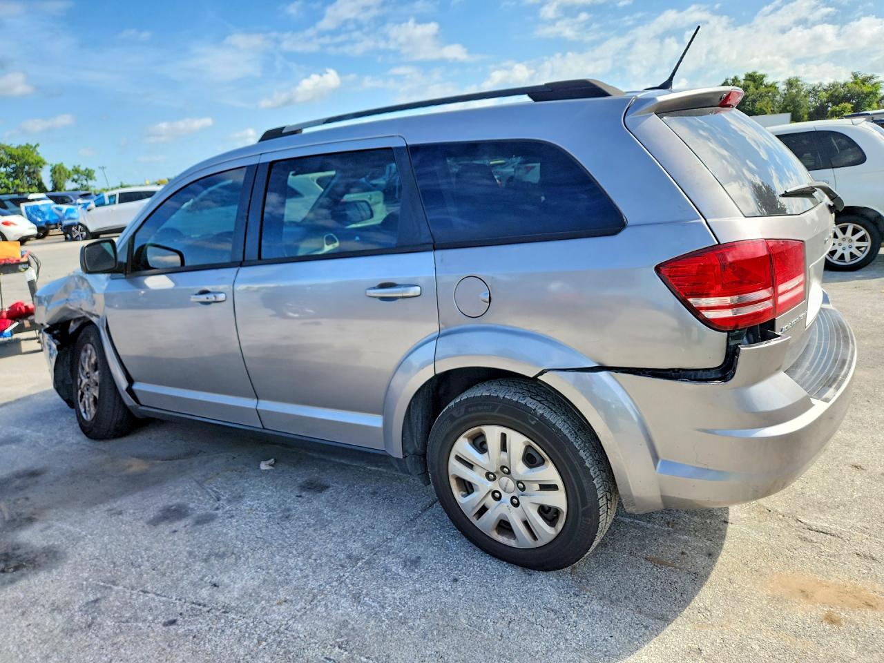 2018 DODGE JOURNEY SE