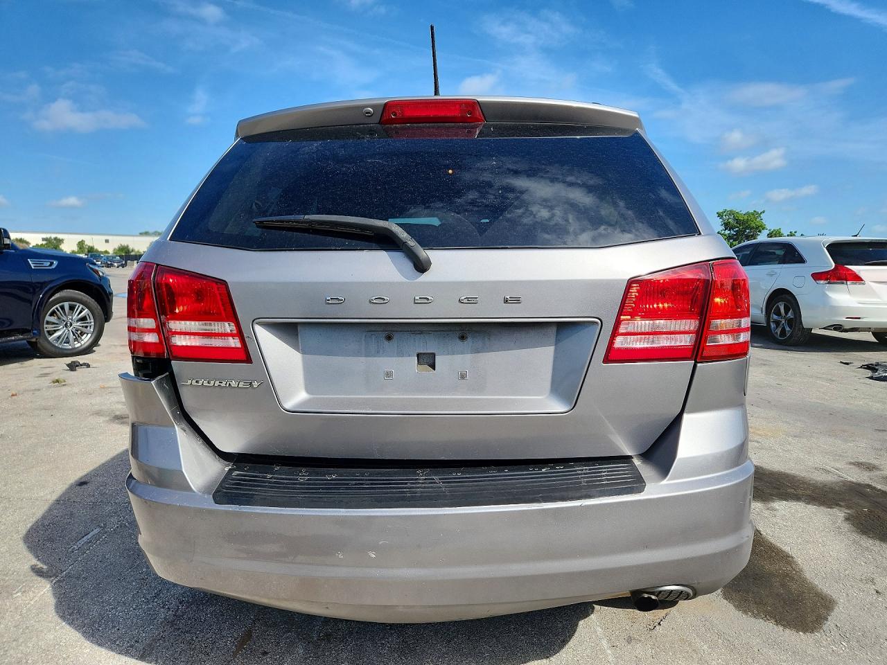 2018 DODGE JOURNEY SE