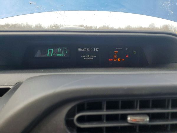 2013 TOYOTA PRIUS
