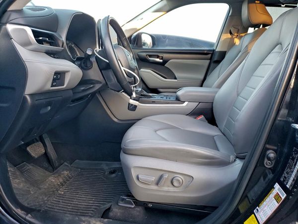 2024 TOYOTA HIGHLANDER