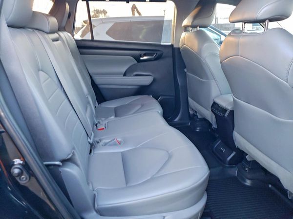 2024 TOYOTA HIGHLANDER